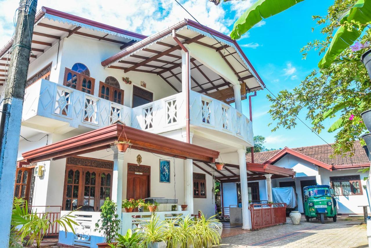 Rashmi Homestay Балапітія Екстер'єр фото